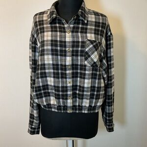 16. Neon Soul Plaid Button Down Long Sleeve Black and White Top Size XL
